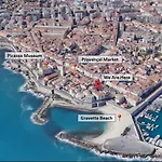 Old - Walking Beaches - Center * Antibes