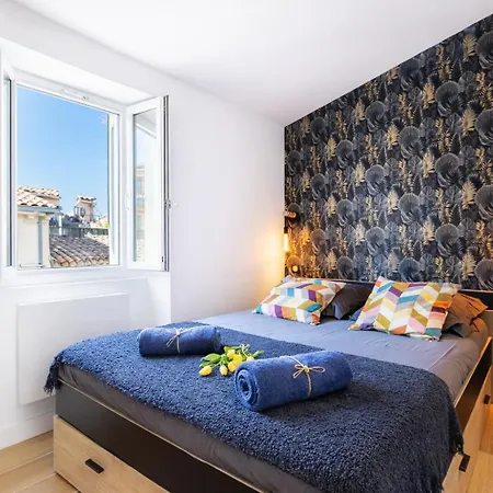 Old - Walking Beaches - Center Antibes