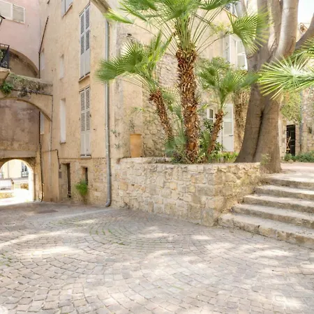 Apartment Old - Walking Beaches - Center *